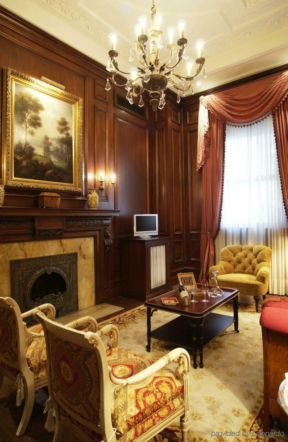 Le St. Hotel Montreal